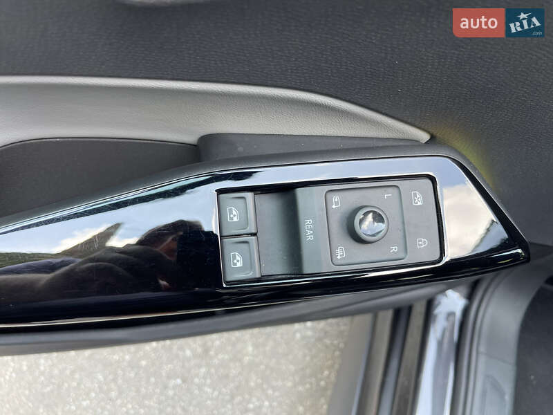 Хэтчбек Volkswagen ID.3 2021 в Черновцах