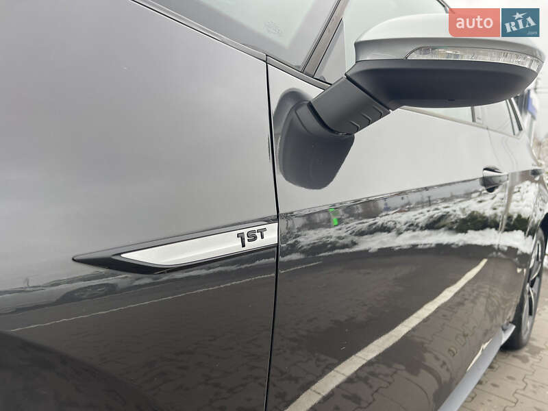 Хетчбек Volkswagen ID.3 2020 в Харкові