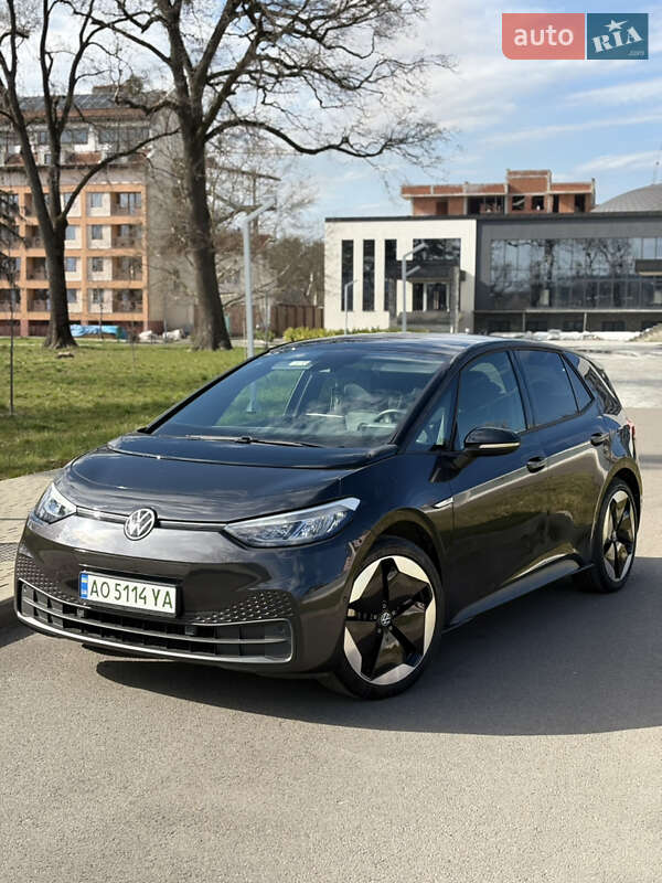 Хетчбек Volkswagen ID.3 2023 в 