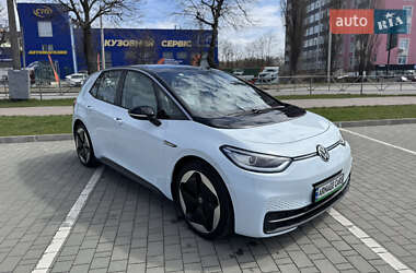 Хетчбек Volkswagen ID.3 2023 в 