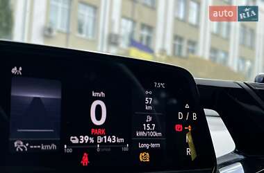 Хетчбек Volkswagen ID.3 2022 в 