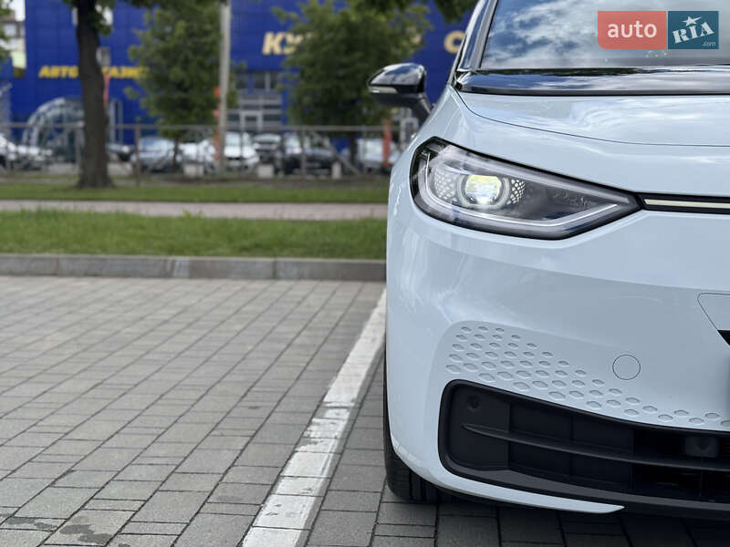 Хетчбек Volkswagen ID.3 2023 в Хмельницькому