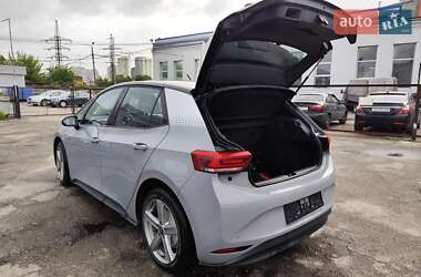 Хетчбек Volkswagen ID.3 2021 в 