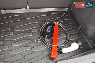 Хетчбек Volkswagen ID.3 2021 в 