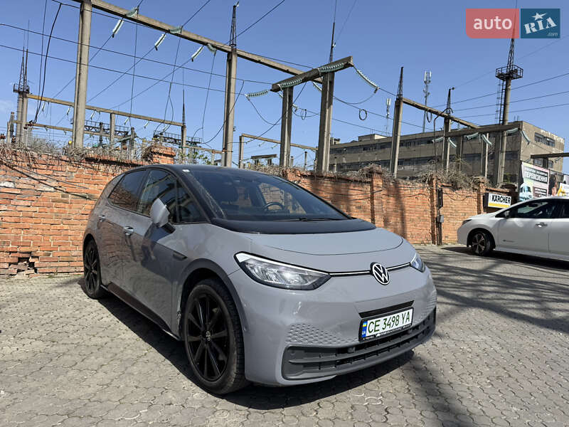 Хэтчбек Volkswagen ID.3 2023 в 