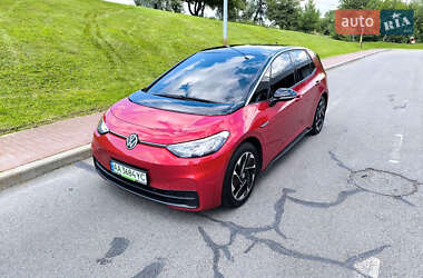 Хэтчбек Volkswagen ID.3 2022 в Киеве