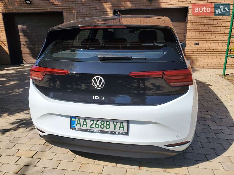 Хэтчбек Volkswagen ID.3 2022 в Киеве
