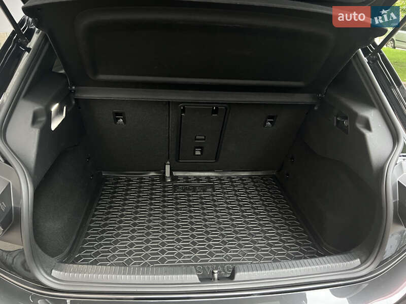 Хэтчбек Volkswagen ID.3 2020 в Львове фото 22 Хэтчбек Volkswagen ID.3 2020 в Львове