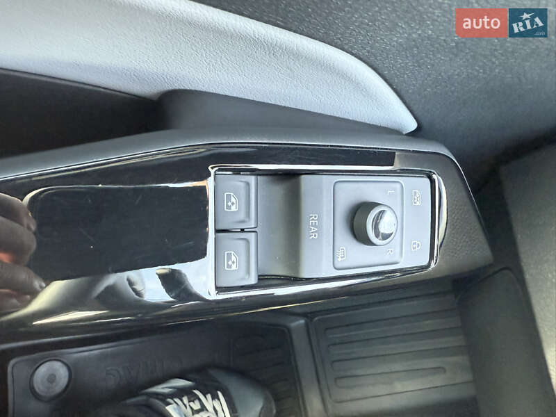 Хэтчбек Volkswagen ID.3 2022 в Черновцах