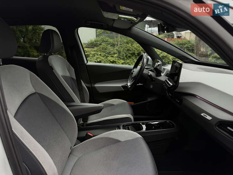 Хэтчбек Volkswagen ID.3 2020 в Сваляве