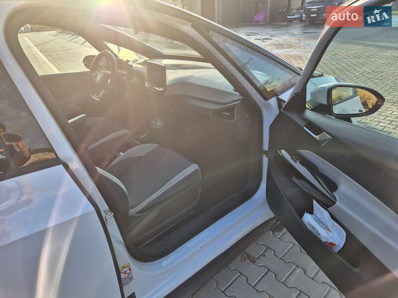 Хэтчбек Volkswagen ID.3 2021 в Ивано-Франковске фото 13 Хэтчбек Volkswagen ID.3 2021 в Ивано-Франковске