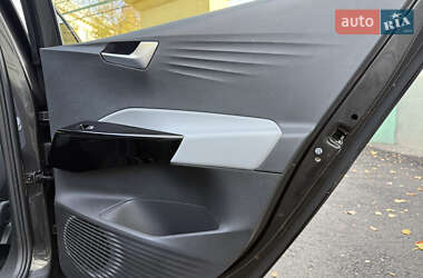 Хэтчбек Volkswagen ID.3 2020 в 