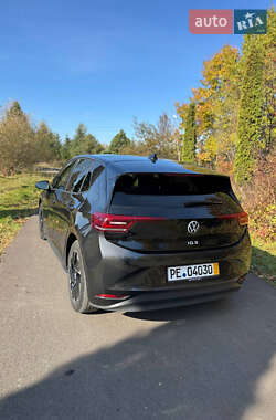 Хэтчбек Volkswagen ID.3 2021 в 