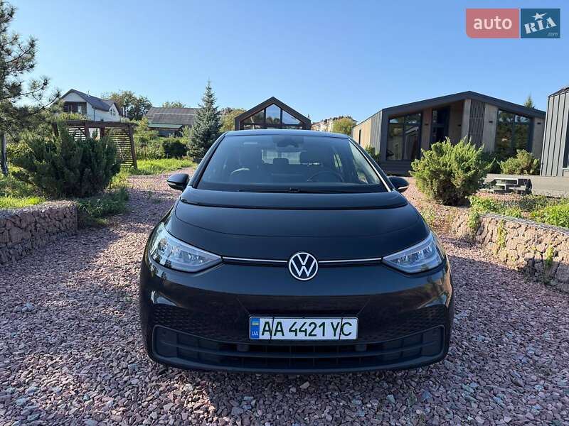 Хэтчбек Volkswagen ID.3 2022 в Киеве