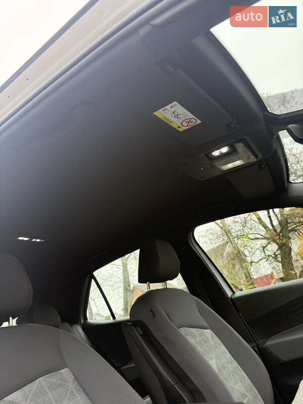 Хэтчбек Volkswagen ID.3 2022 в Днепре