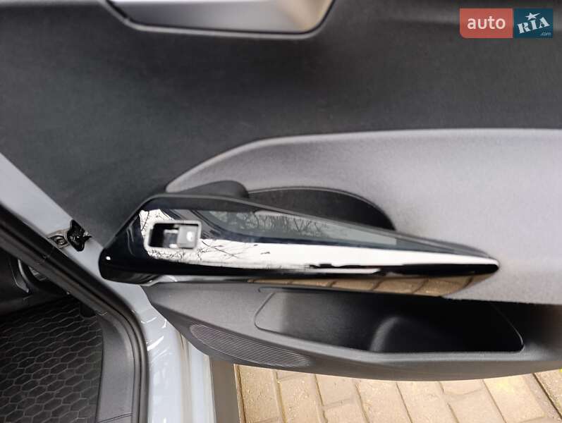 Хэтчбек Volkswagen ID.3 2022 в Ровно