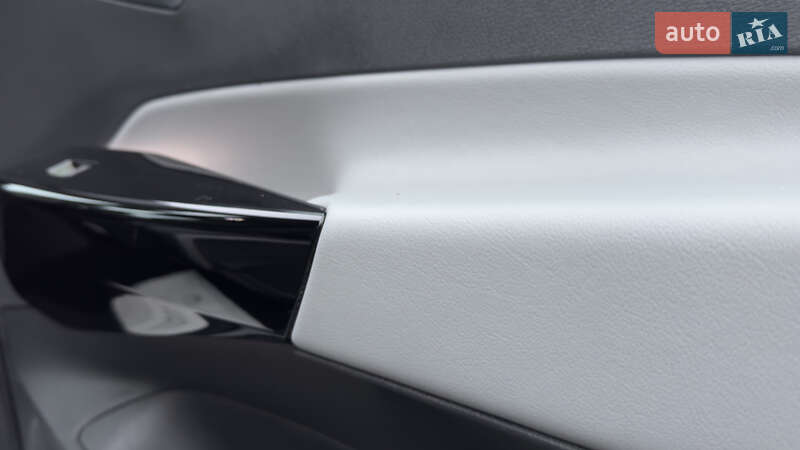 Хэтчбек Volkswagen ID.3 2021 в Сваляве