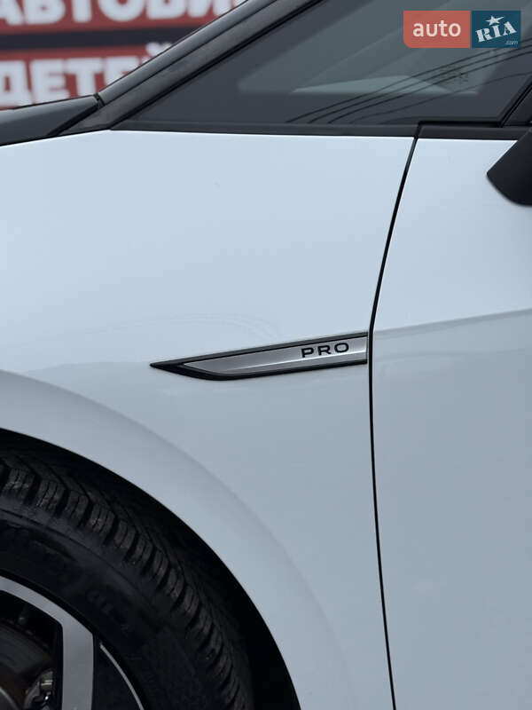 Хэтчбек Volkswagen ID.3 2022 в Стрые