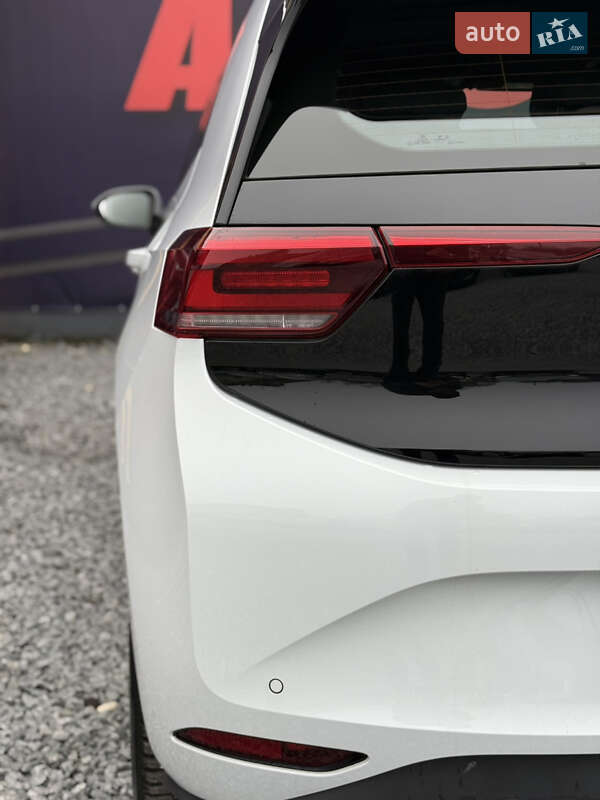 Хэтчбек Volkswagen ID.3 2022 в Стрые