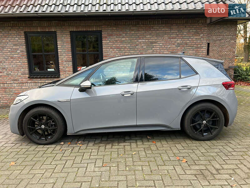 Хэтчбек Volkswagen ID.3 2020 в Калуше