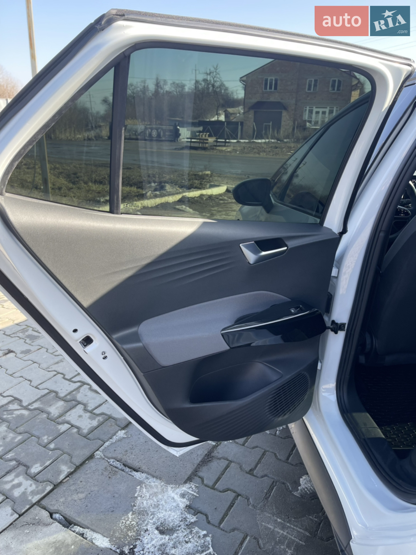 Volkswagen ID.3 2021 VIN WVWZZZE1ZNP010507 фото оголошення 23 з 47