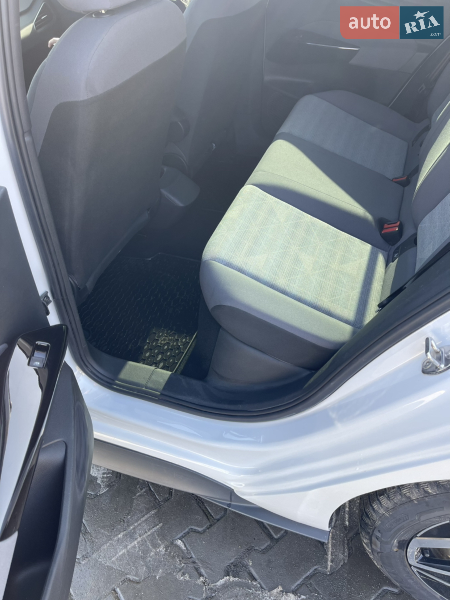 Volkswagen ID.3 2021 VIN WVWZZZE1ZNP010507 фото оголошення 26 з 47