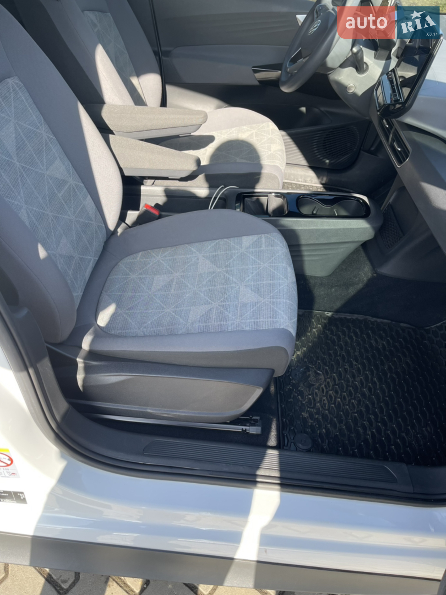 Volkswagen ID.3 2021 VIN WVWZZZE1ZNP010507 фото оголошення 41 з 47