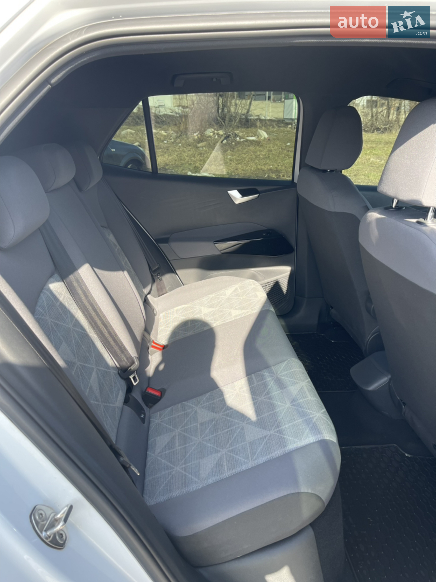 Volkswagen ID.3 2021 VIN WVWZZZE1ZNP010507 фото оголошення 44 з 47