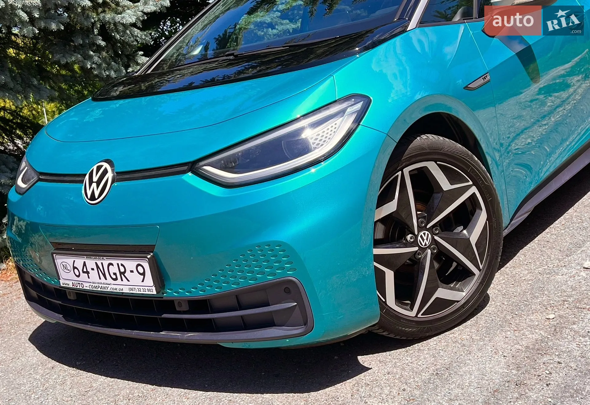 Volkswagen ID.3 2020 VIN WVWZZZE1ZLP007643 фото оголошення 2 з 5