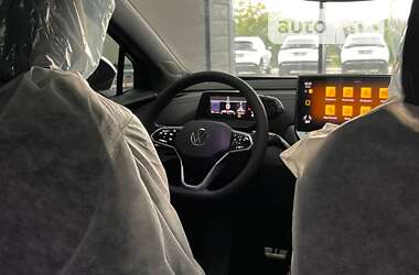 Позашляховик / Кросовер Volkswagen ID.4 Crozz 2023 в 