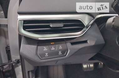 Позашляховик / Кросовер Volkswagen ID.4 Crozz 2022 в 