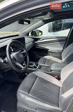 Позашляховик / Кросовер Volkswagen ID.4 Crozz 2022 в 