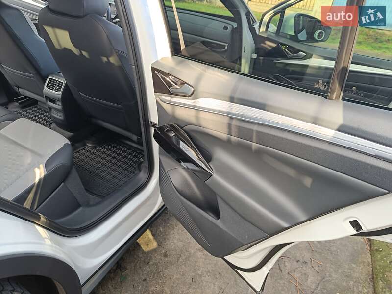 Внедорожник / Кроссовер Volkswagen ID.4 Crozz 2021 в Одессе фото 24 Внедорожник / Кроссовер Volkswagen ID.4 Crozz 2021 в Одессе