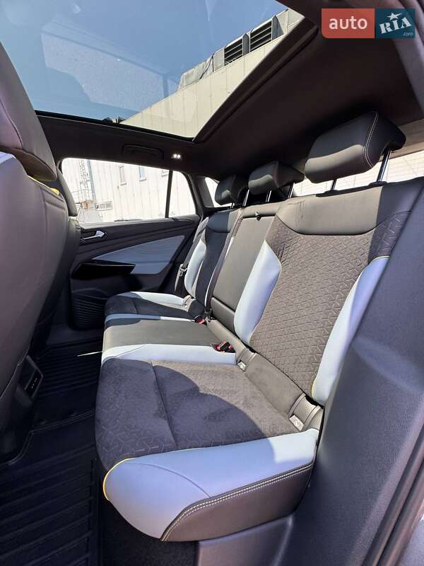 Внедорожник / Кроссовер Volkswagen ID.4 X 2021 в Львове
