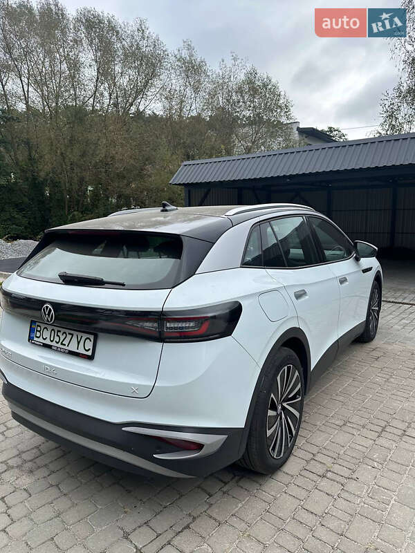 Позашляховик / Кросовер Volkswagen ID.4 X 2021 в Львові