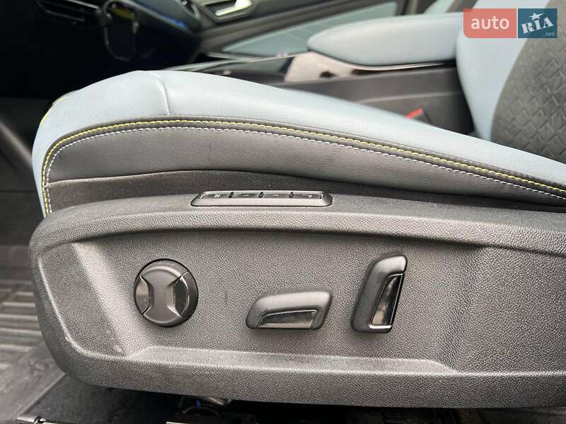 Внедорожник / Кроссовер Volkswagen ID.4 X 2021 в Львове