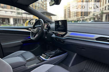 Позашляховик / Кросовер Volkswagen ID.4 2021 в 