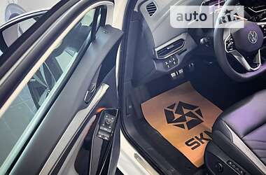 Внедорожник / Кроссовер Volkswagen ID.4 2023 в 