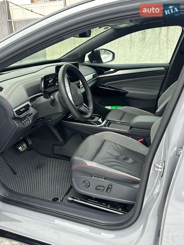 Внедорожник / Кроссовер Volkswagen ID.4 2021 в Киеве