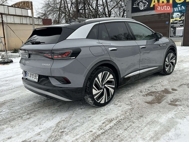 Внедорожник / Кроссовер Volkswagen ID.4 2021 в Киеве