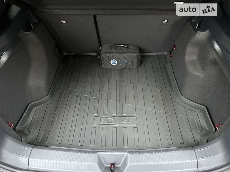 Позашляховик / Кросовер Volkswagen ID.4 2021 в Олександрії