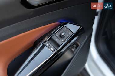 Внедорожник / Кроссовер Volkswagen ID.4 2021 в 