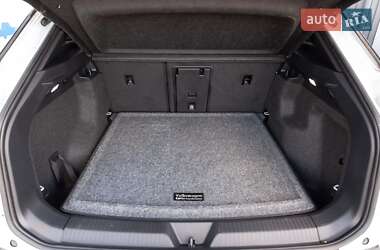 Внедорожник / Кроссовер Volkswagen ID.4 2021 в 