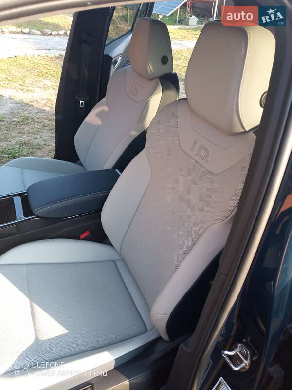 Внедорожник / Кроссовер Volkswagen ID.4 2023 в Ивано-Франковске