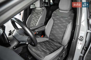 Внедорожник / Кроссовер Volkswagen ID.4 2022 в 