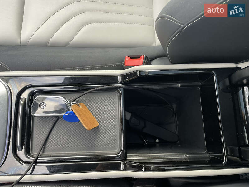 Позашляховик / Кросовер Volkswagen ID.4 2022 в Івано-Франківську