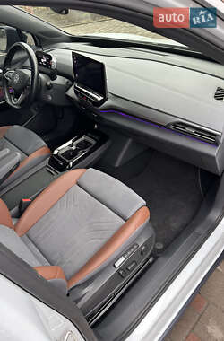 Внедорожник / Кроссовер Volkswagen ID.4 2021 в 