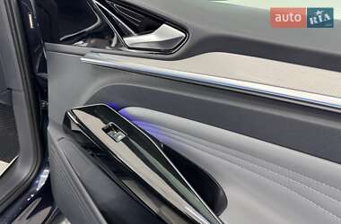Внедорожник / Кроссовер Volkswagen ID.4 2022 в 