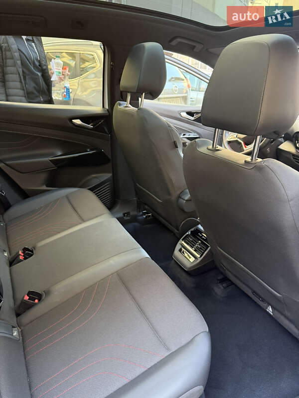Позашляховик / Кросовер Volkswagen ID.4 2023 в Івано-Франківську