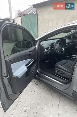 Внедорожник / Кроссовер Volkswagen ID.4 2021 в 
